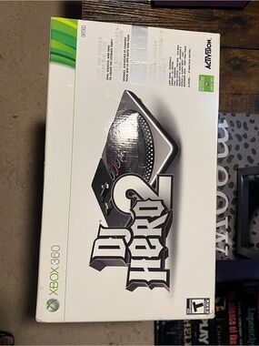 Xbox 360 DJ Hero Turntable Game Bundle